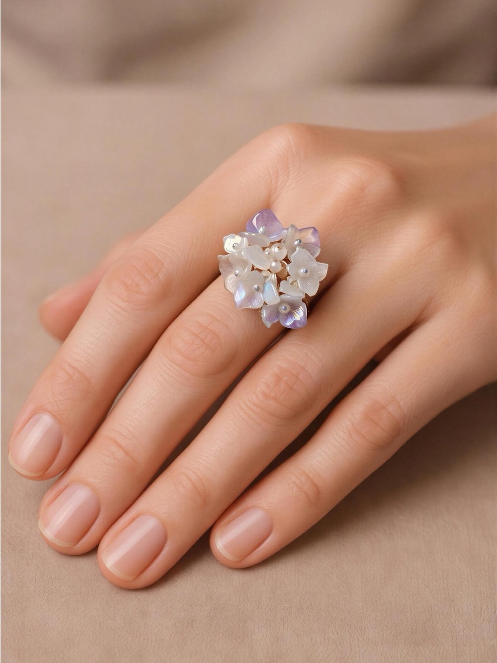 Floral Mother-of-crystal Hortencia’s real flowers Cluster Ring - Purple & White